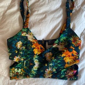 ASTR crop top